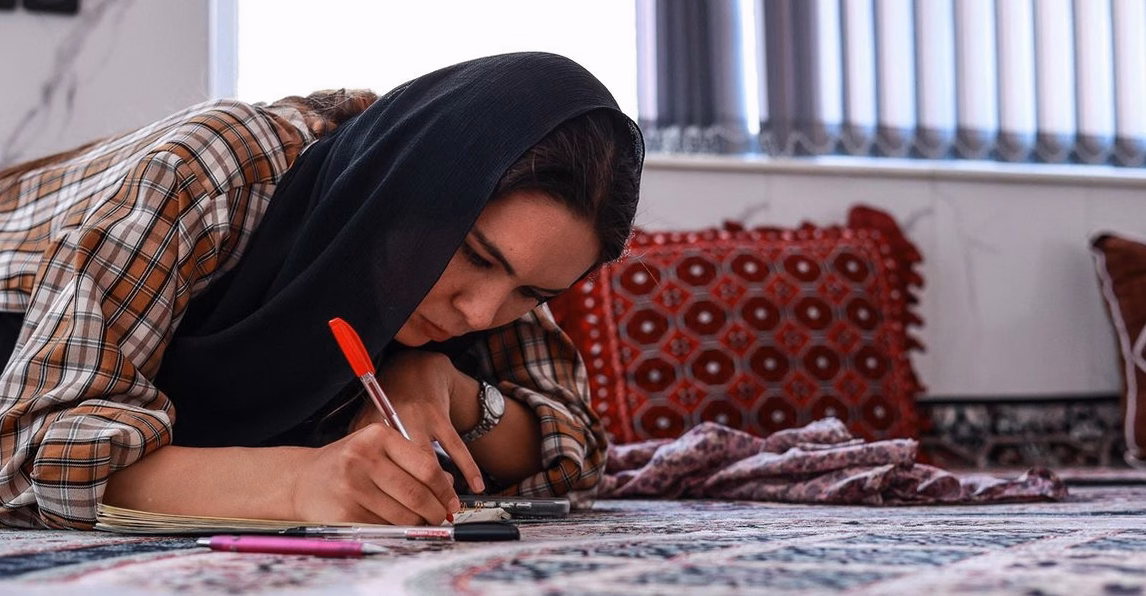 Pour leurs filles : le combat poignant des pères afghans pour l&rsquo;accès à l&rsquo;éducation